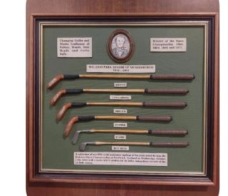 Cuadro con Réplicas de Palos de Golf Antiguos