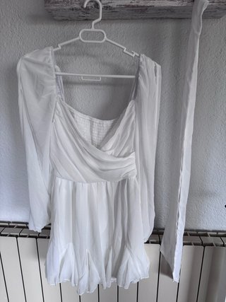 Vestido blanco de velo