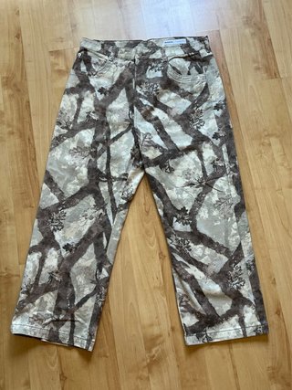 Pantalón Bershka Camuflaje Vintage Talla 46