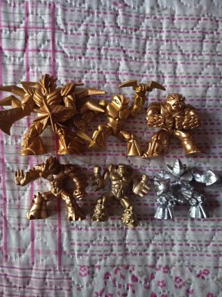 LOTE DE 6 FIGURAS GORMITI