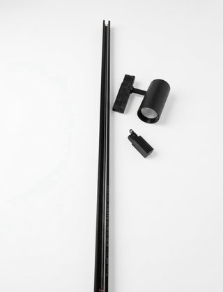 Set de Focos LED con Carril Negro