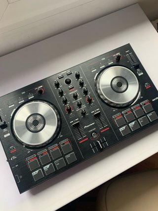 Mesa de mezclas Pioneer serato