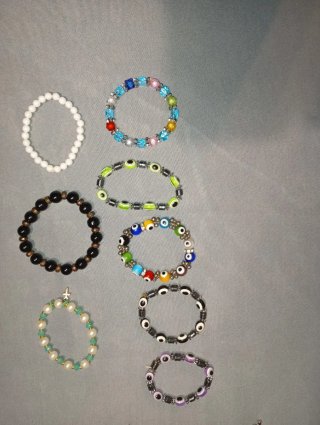 Set de 7 Pulseras de Abalorios