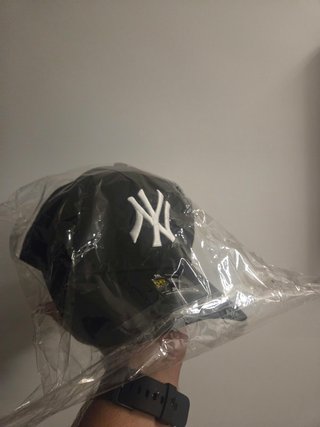 GORRA NEGRA NEW ERA