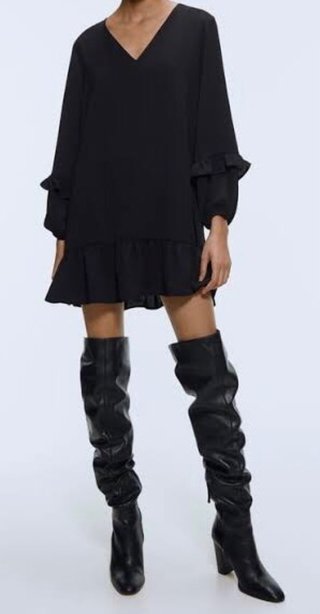 Vestido corto negro Zara