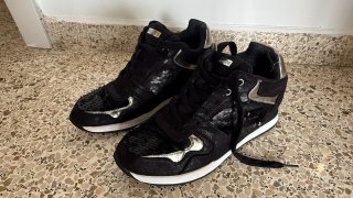 Zapatillas Guess Negras Talla 40