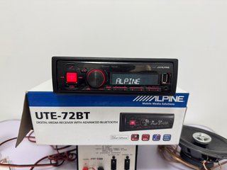 Radio Alpine UTE-72BT