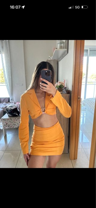 Conjunto Falda y Top Naranja