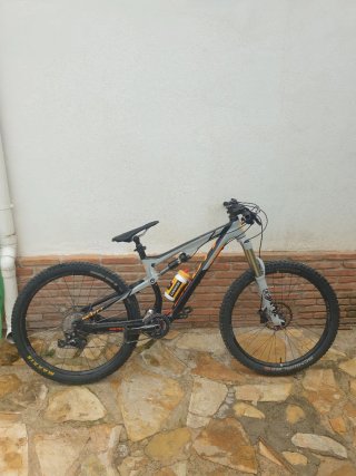 Bicicleta de Montaña Scott Doble Suspensión