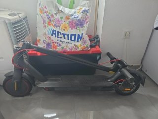 Patinete Eléctrico xiomi Negro