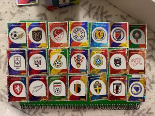 Lote 21 Cromos Escudos Panini World Cup 2026