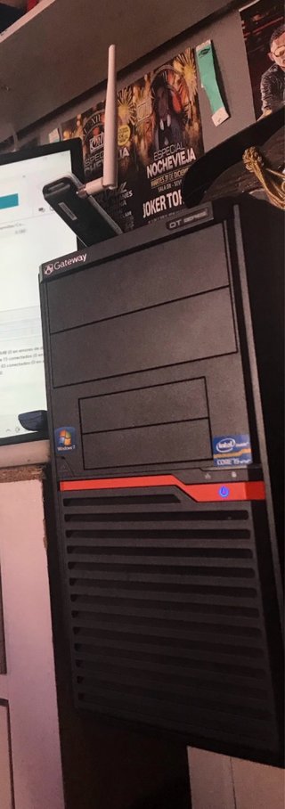 PC Sobremesa Gateway Torre