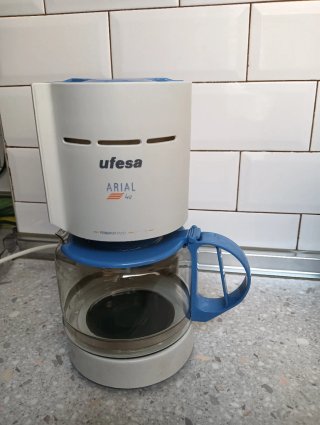 Cafetera de Goteo Ufesa Arial 4U