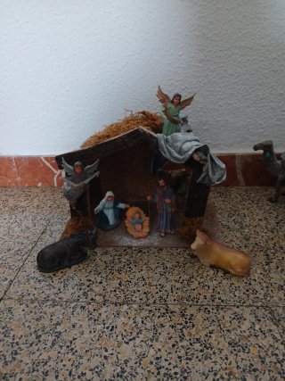 Belén de Navidad con figuras