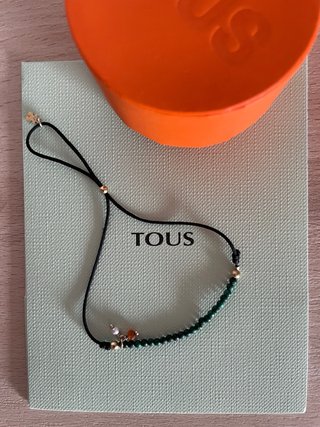 Pulsera TOUS cordón con osito dorado.Certificado