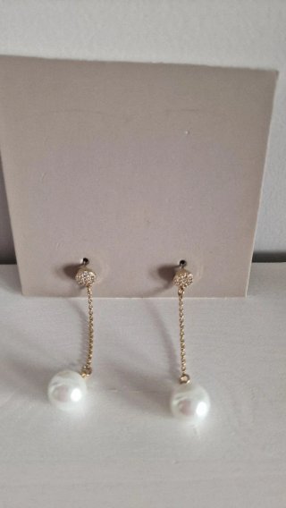 Pendientes largos con perla