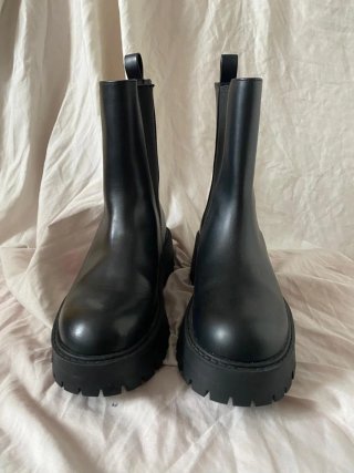 Botines Negros Estilo Chelsea