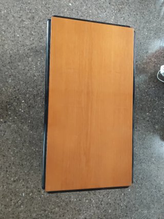 Mesita de centro madera y negro