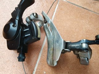 Desviador Shimano Altus FD-M310 y Mando