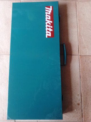 Caja de herramientas Makita