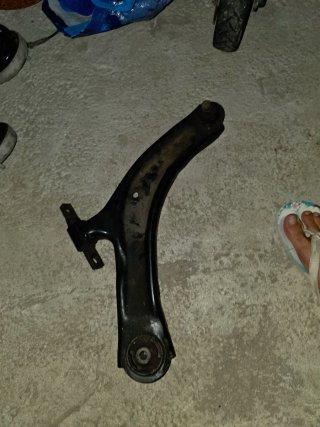 Brazo de suspensión Nissan Qashqai