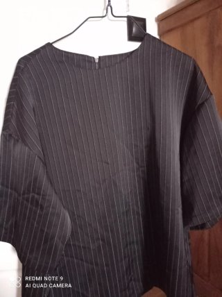 Camisa Negra de Rayas
