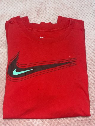 Camiseta Nike Roja