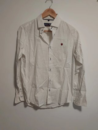 Camisa Blanca con Estampado de Puntos