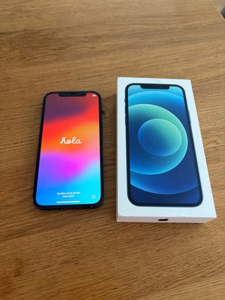 Iphone 12 de 64gb + 6 fundas de regalo