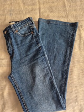 Pantalón vaquero Zara azul