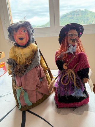 Pareja de Brujas Artesanales de la Suerte