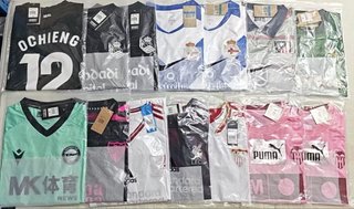 Lote de 12 Camisetas de Fútbol