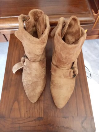 Botines Camel Talla 35