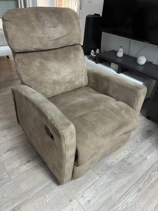 Sillón relax beige.