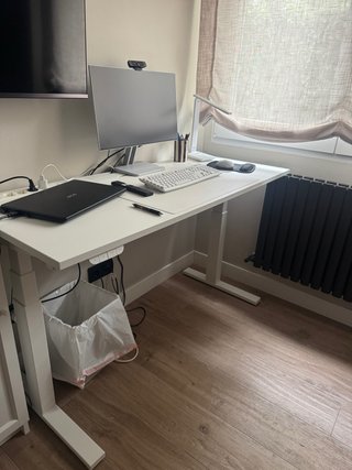 Mesa de Escritorio IKEA 140cm Regulable