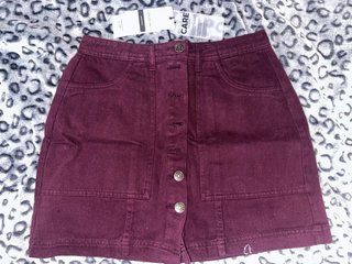 Falda de pana granate Stradivarius