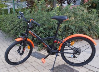 Bicicleta Infantil Btwin Negra y Naranja