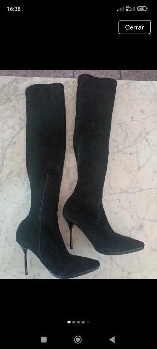 Botas Altas Negras Talla 39