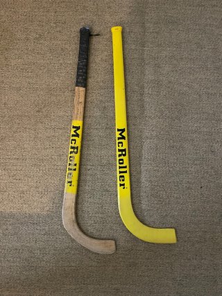 2 Palos de Hockey McRoller