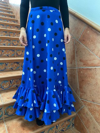 Falda Flamenca Azul con Lunares y volantes.