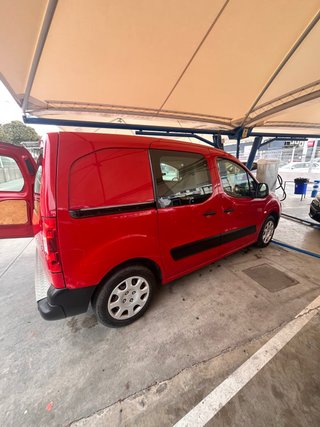 Peugeot Partner 2012
