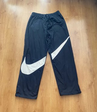 Pantalón de chándal Nike Swoosh