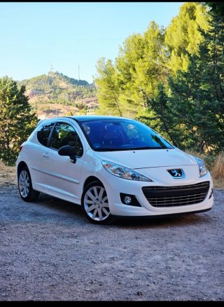Peugeot 207 1.6 (150Cv) GTI