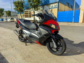 Aprilia SR Max 125ie