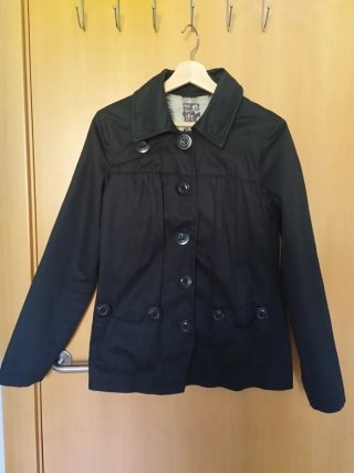 Gabardina Negra Lefties