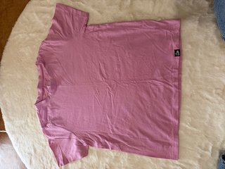 Camiseta rosa up