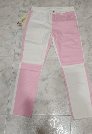 Pantalón vaquero bicolor rosa y blanco