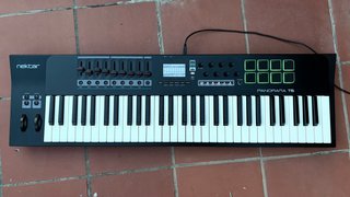 Teclado Controlador MIDI Nektar Panorama T6