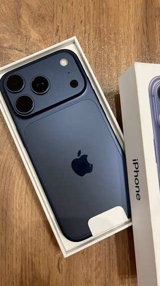 Iphone 17 pro azul marino