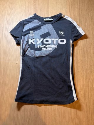 Camiseta Bershka Kyoto Negra Talla M